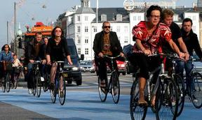 Cyclists-in-Copenhagen-001
